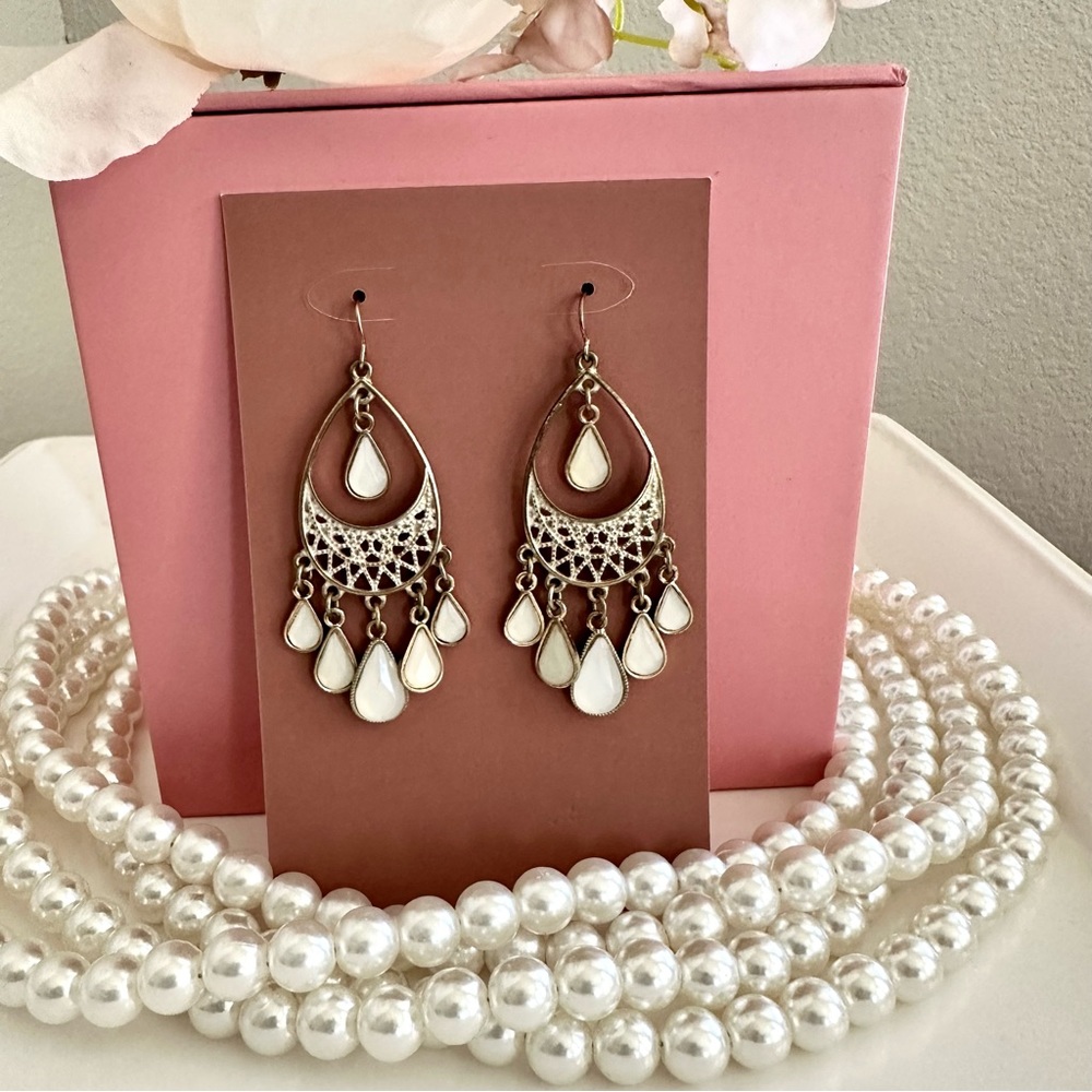 Chandelier Filigree drop earrings 3/$20